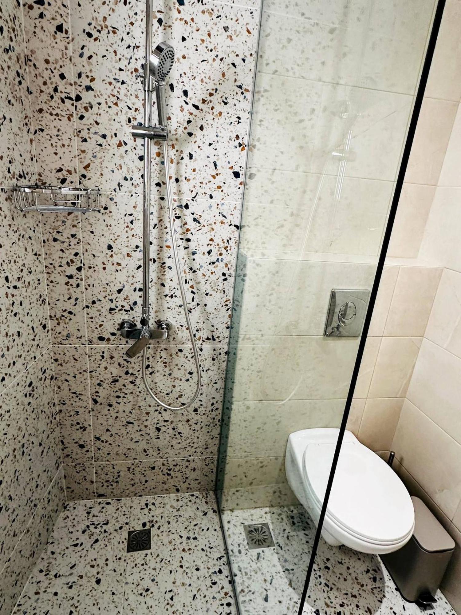 Roussos Place - Next To Splantzia Square - 2Bd 2Ba Chania  ภายนอก รูปภาพ