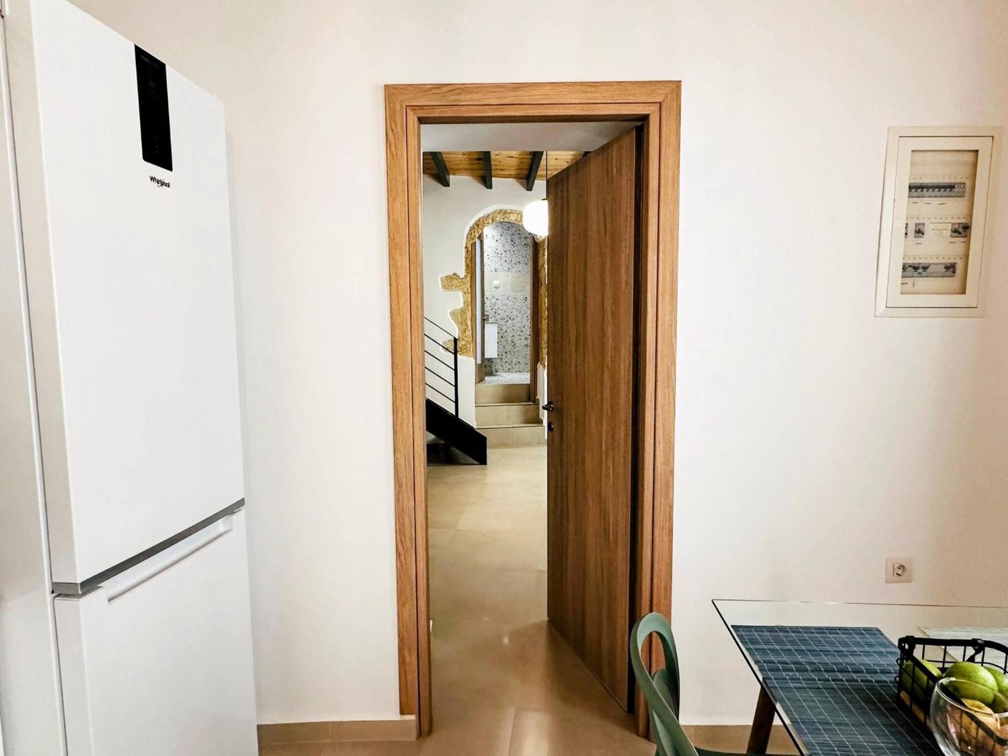 Roussos Place - Next To Splantzia Square - 2Bd 2Ba Chania  ภายนอก รูปภาพ